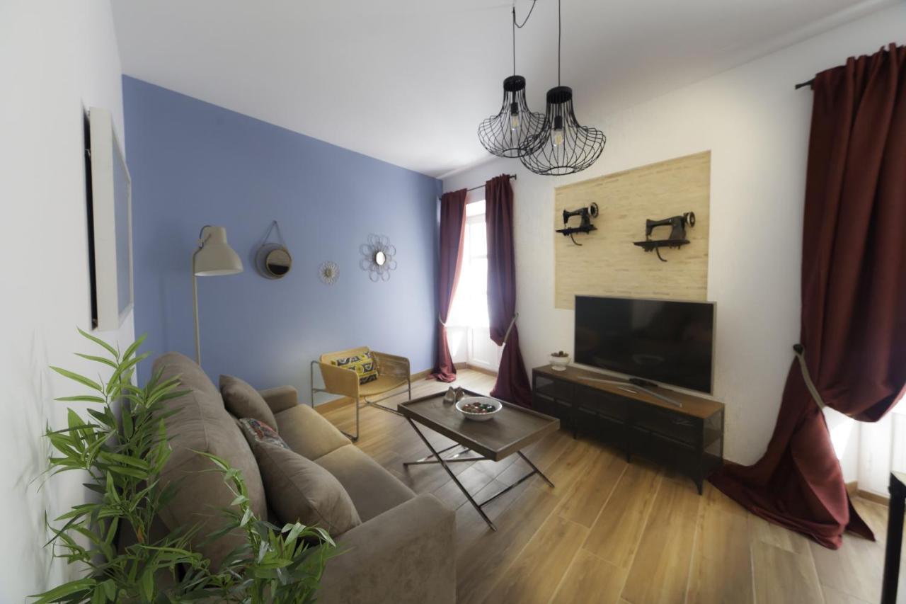 Green-Apartments Mansion Blue Catedral Σεβίλλη Εξωτερικό φωτογραφία