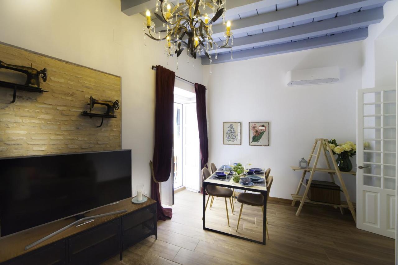 Green-Apartments Mansion Blue Catedral Σεβίλλη Εξωτερικό φωτογραφία