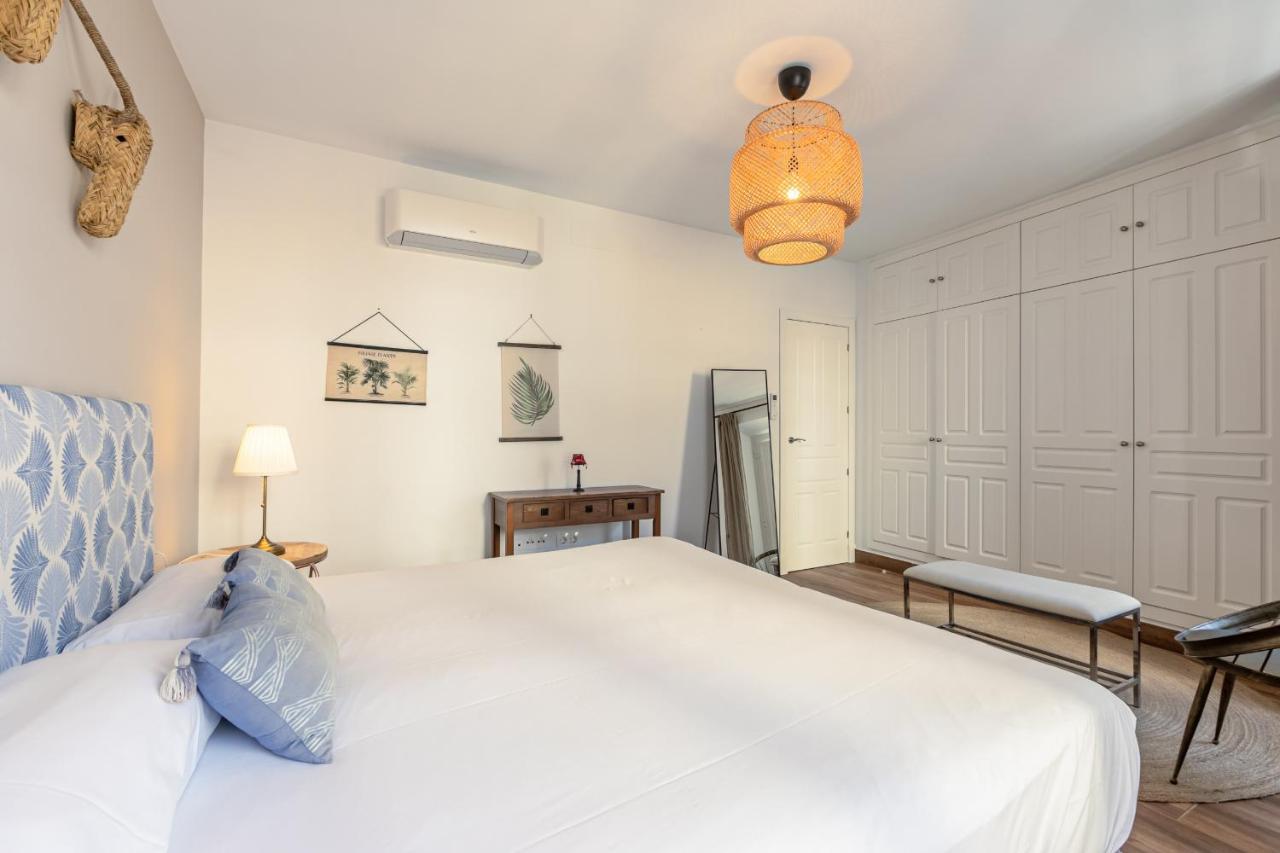 Green-Apartments Mansion Blue Catedral Σεβίλλη Εξωτερικό φωτογραφία