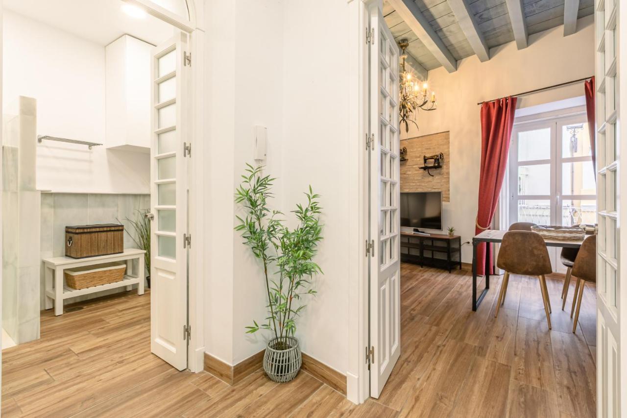 Green-Apartments Mansion Blue Catedral Σεβίλλη Εξωτερικό φωτογραφία